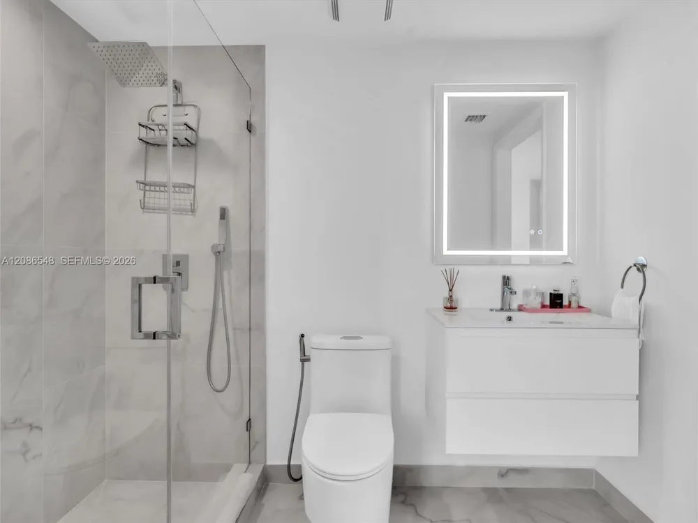 350 S Miami Ave #3605 Miami, FL 33130