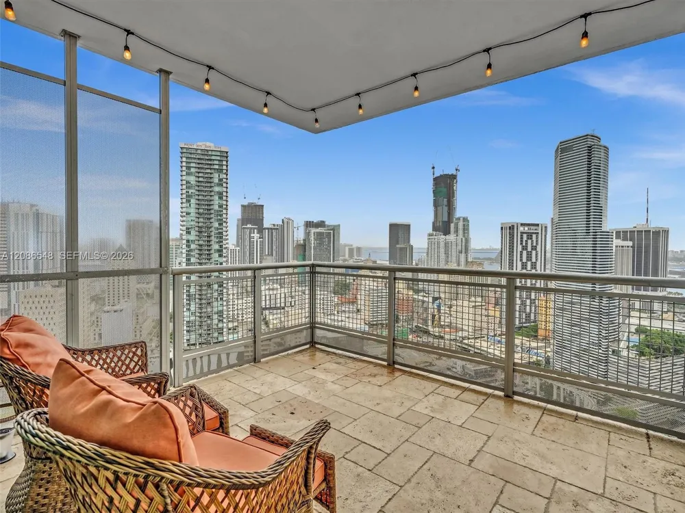 350 S Miami Ave #3605 Miami, FL 33130