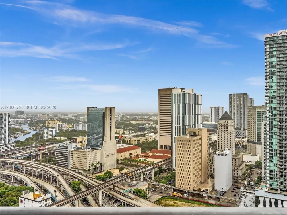 350 S Miami Ave #3605 Miami, FL 33130