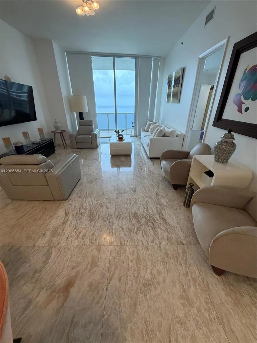 15901 Collins Ave #3707 Sunny Isles Beach, FL 33160