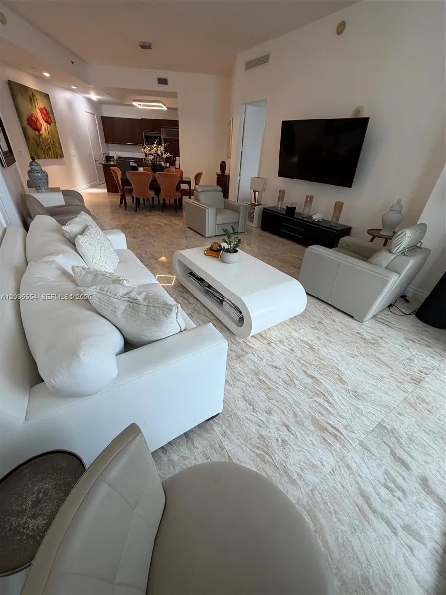 15901 Collins Ave #3707 Sunny Isles Beach, FL 33160