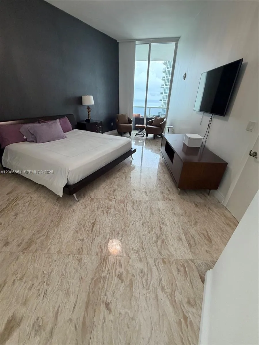 15901 Collins Ave #3707 Sunny Isles Beach, FL 33160