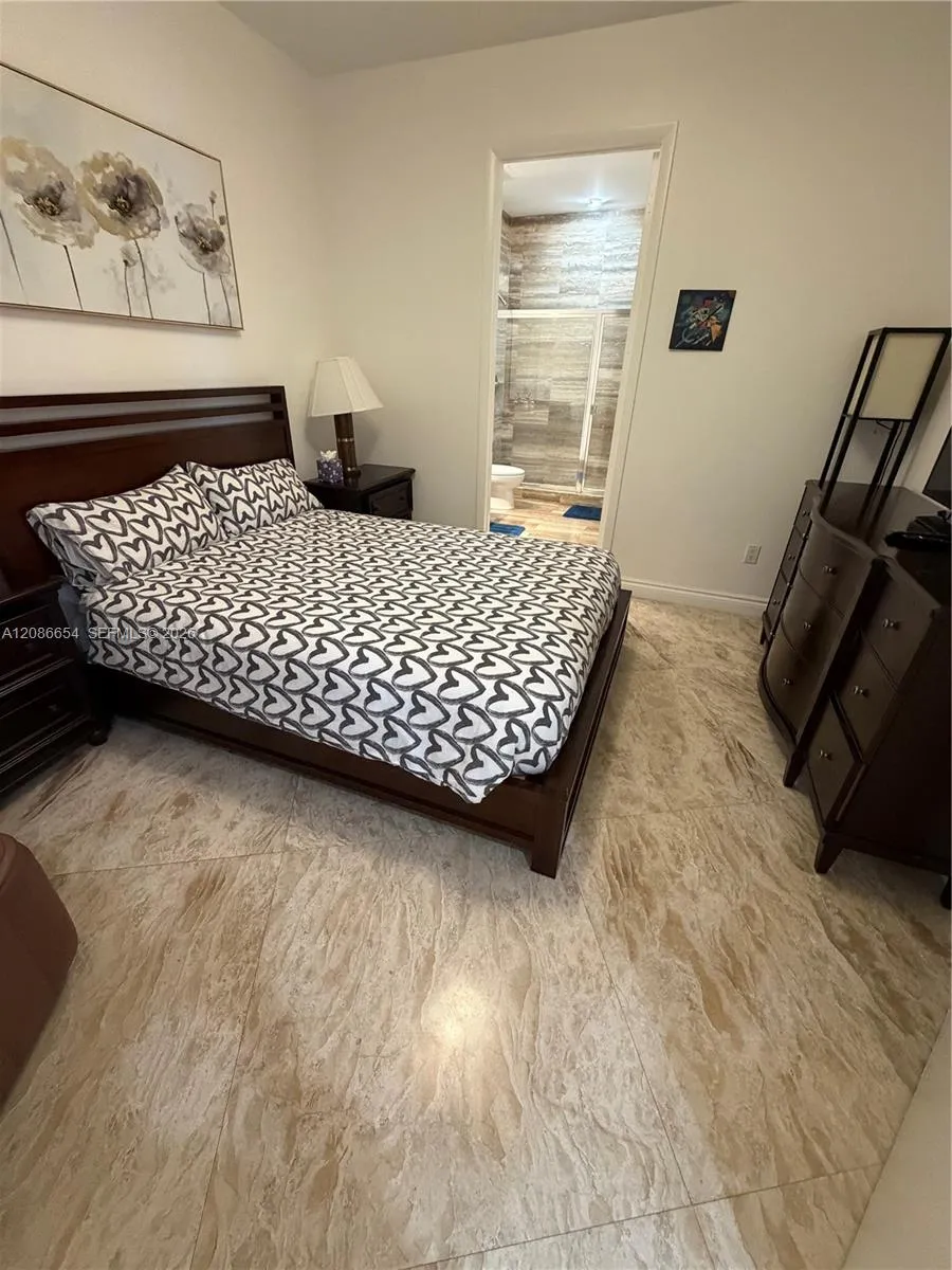 15901 Collins Ave #3707 Sunny Isles Beach, FL 33160