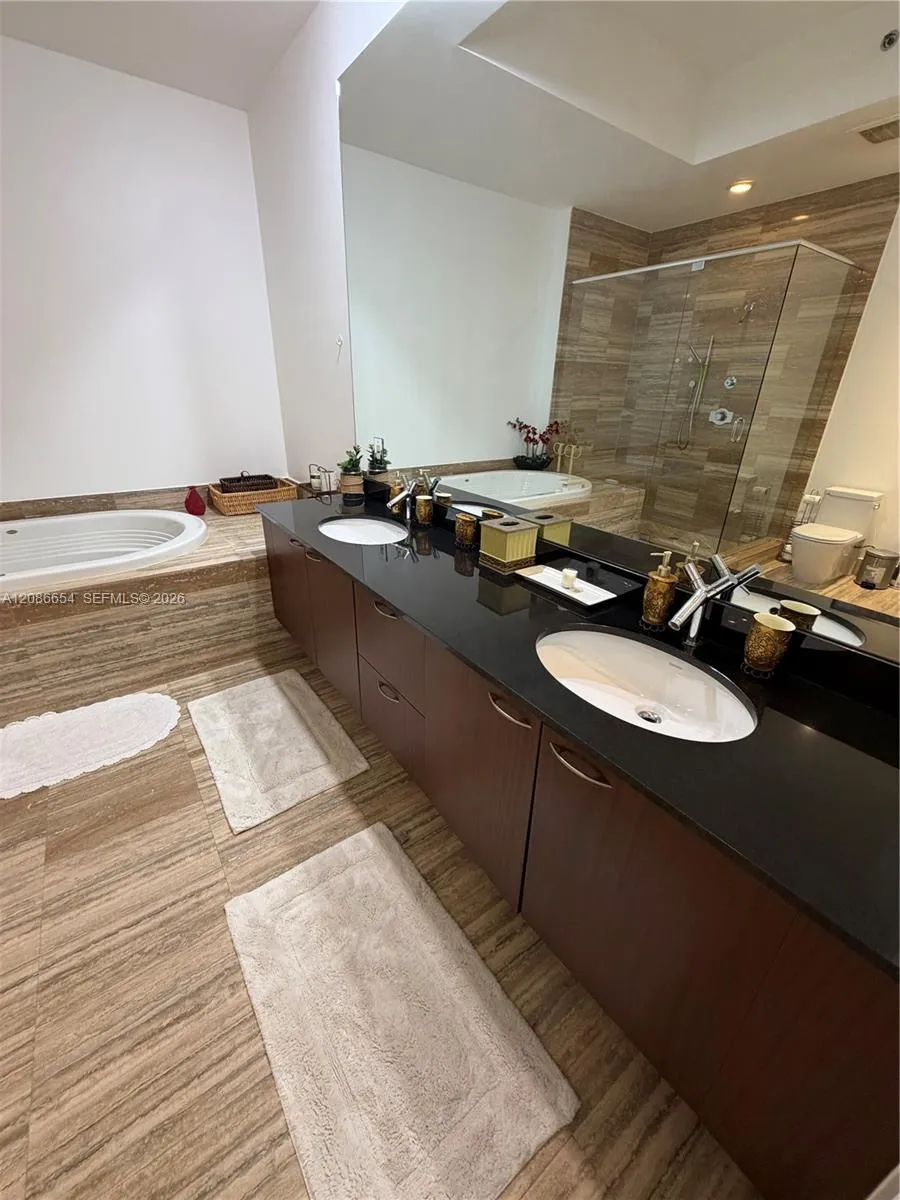 15901 Collins Ave #3707 Sunny Isles Beach, FL 33160