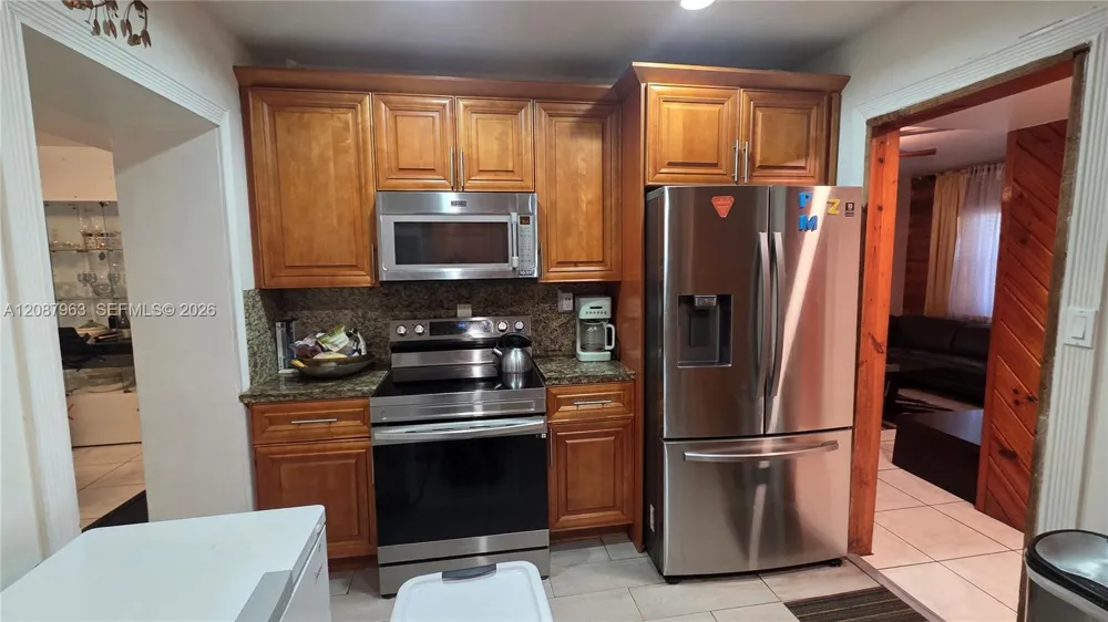 350 NW 188th St Miami Gardens, FL 33169