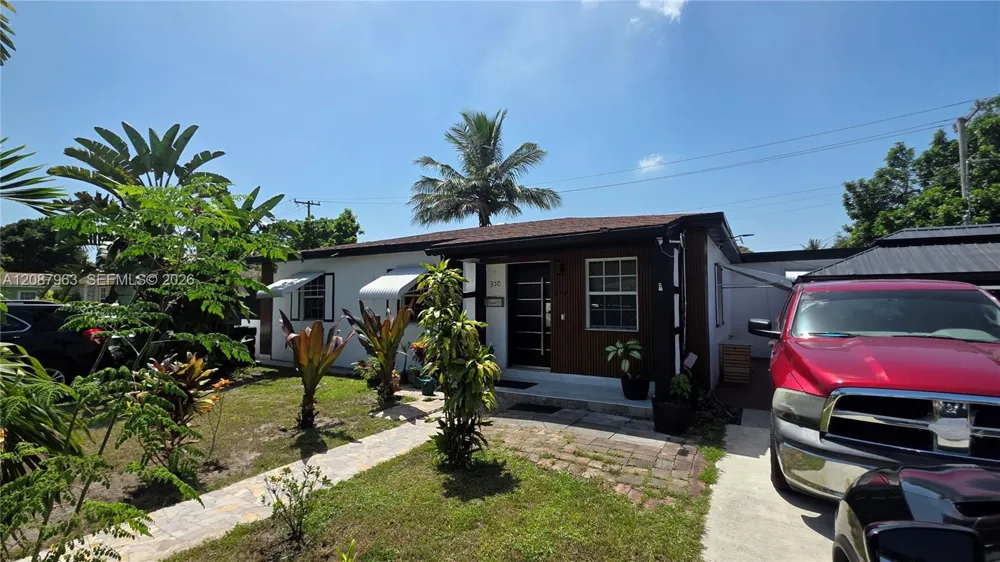 350 NW 188th St Miami Gardens, FL 33169