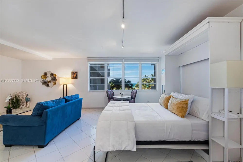 100 Lincoln Rd #515 Miami Beach, FL 33139
