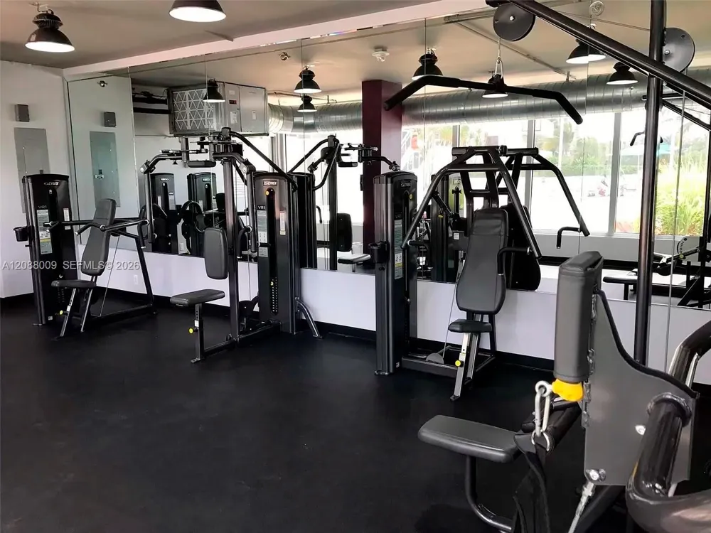 100 Lincoln Rd #515 Miami Beach, FL 33139
