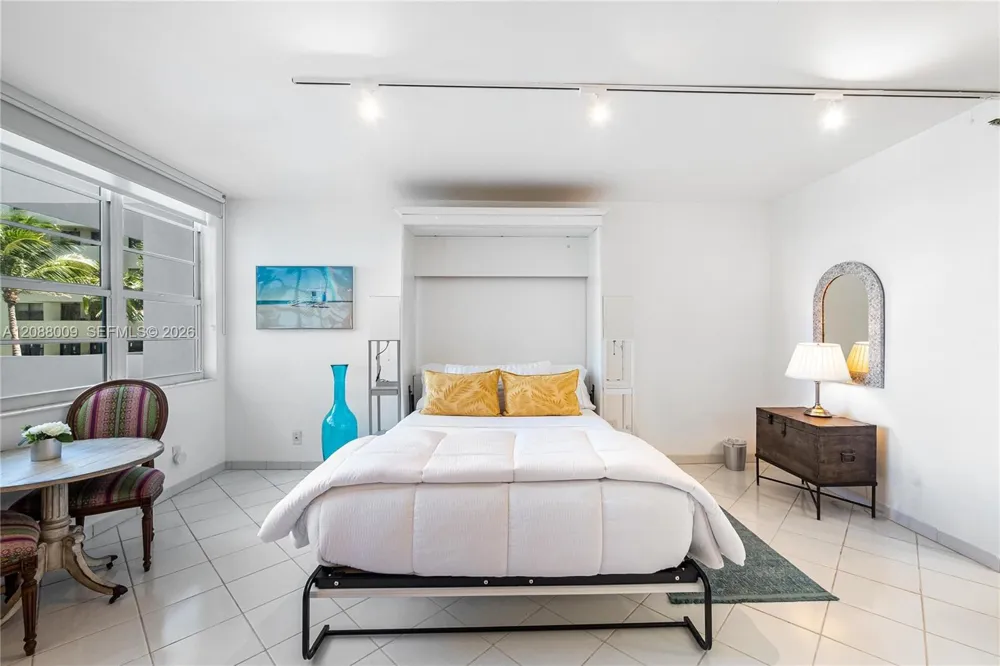 100 Lincoln Rd #515 Miami Beach, FL 33139