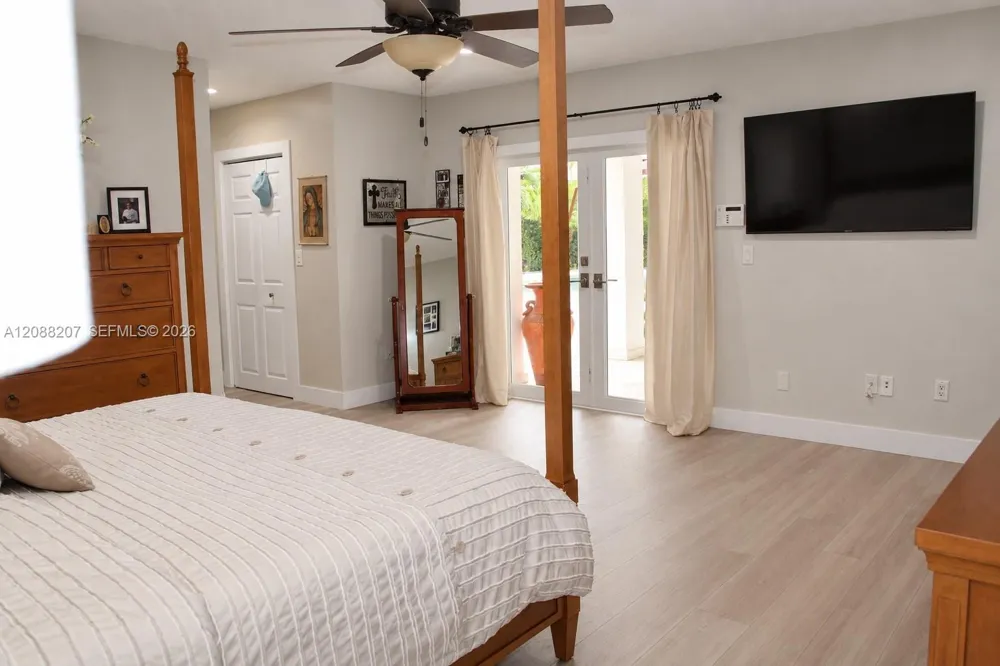 13561 SW 111th Ave Miami, FL 33176