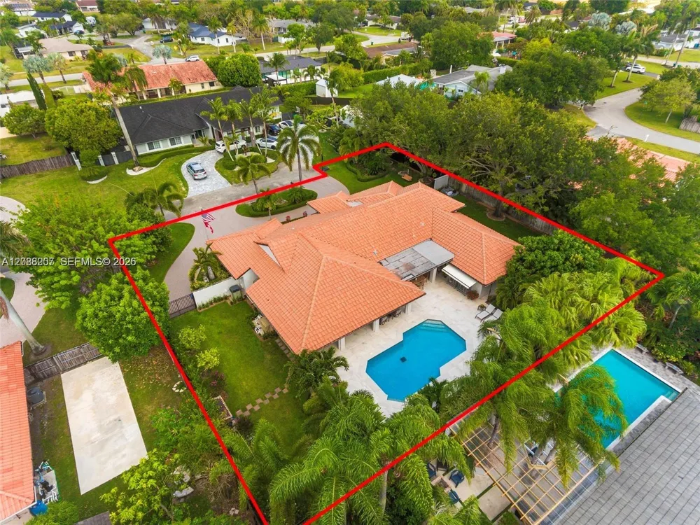 13561 SW 111th Ave Miami, FL 33176
