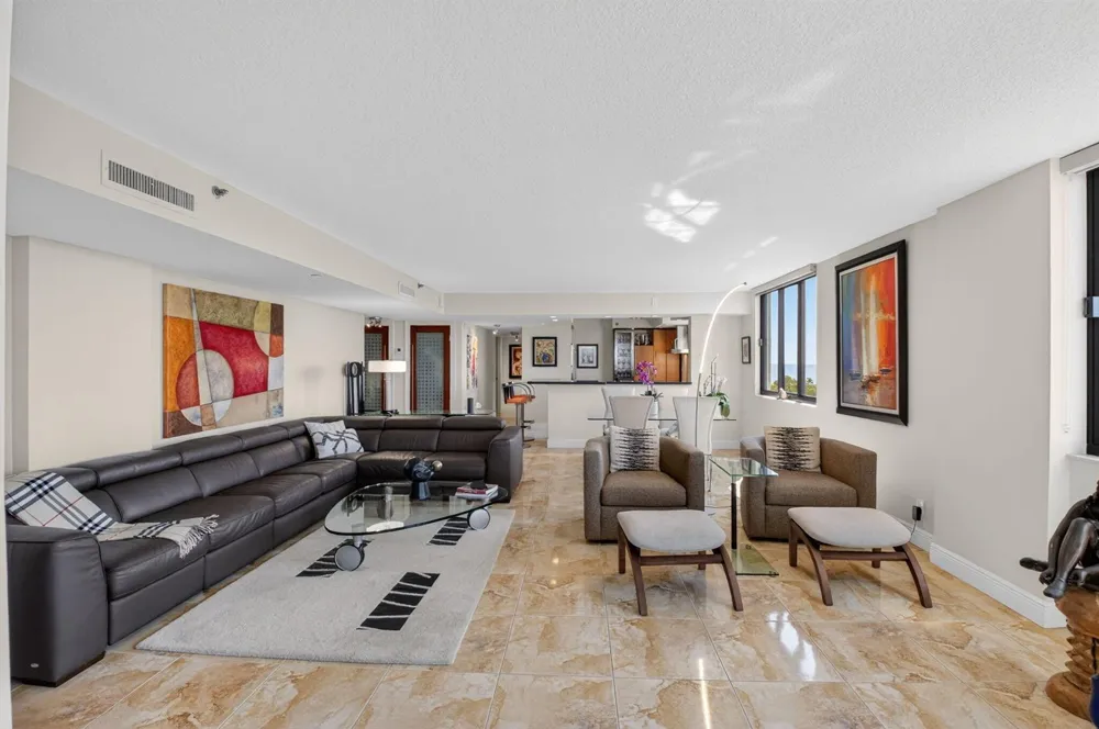 3420 S Ocean Boulevard #8z Highland Beach, FL 33487