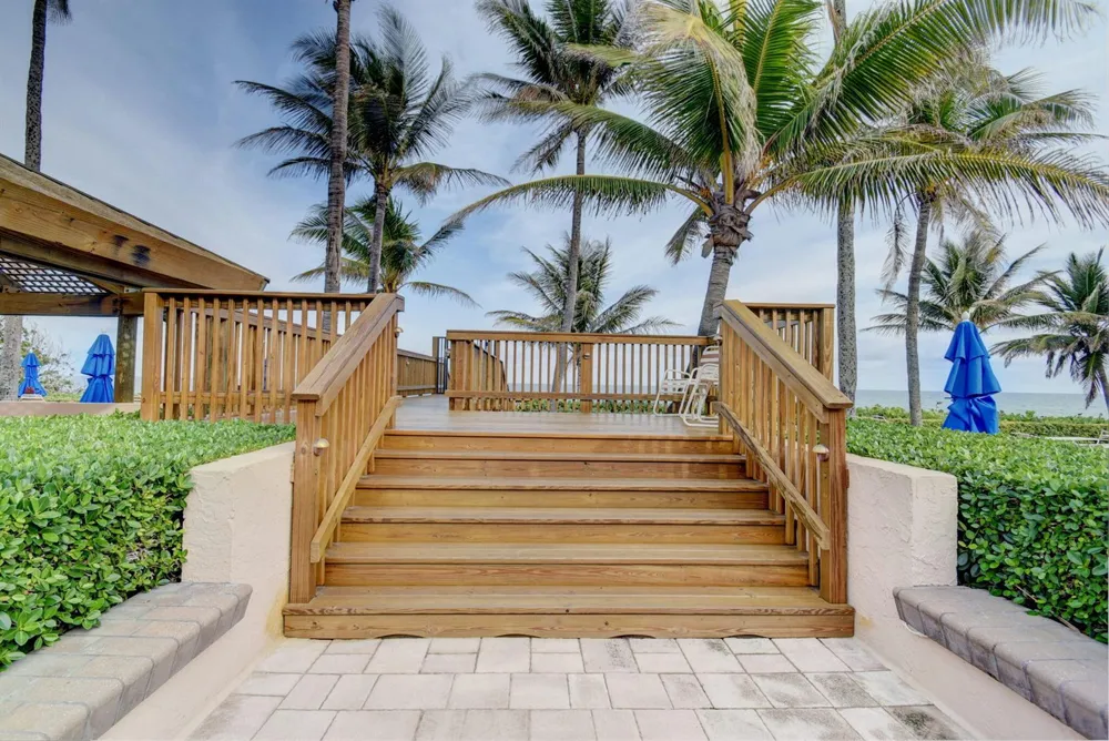 3420 S Ocean Boulevard #8z Highland Beach, FL 33487