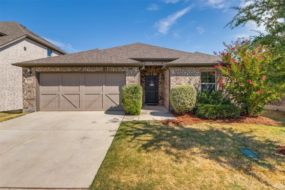 6221 Painswick Drive Celina, TX 76227