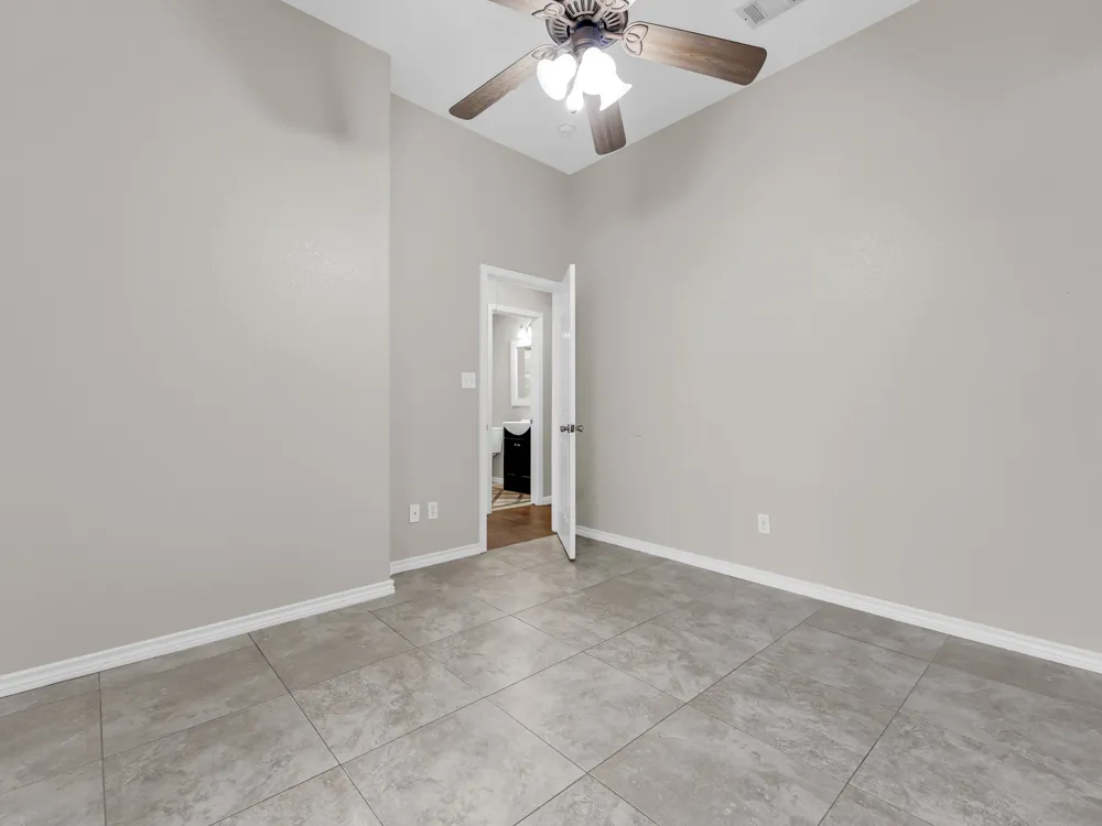 84 Thomas Drive Martindale, TX 78655