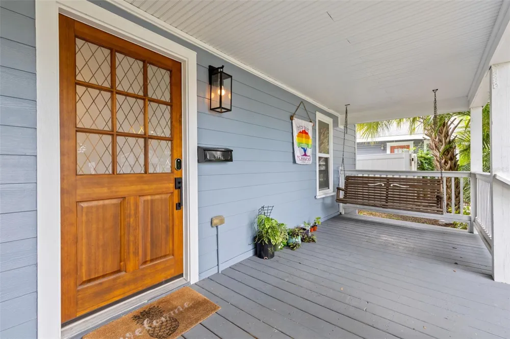 2010 DARTMOUTH AVENUE St Petersburg, FL 33713