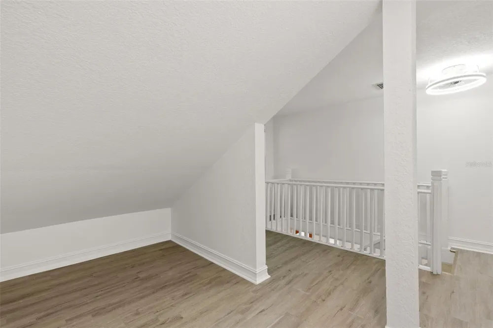 2010 DARTMOUTH AVENUE St Petersburg, FL 33713