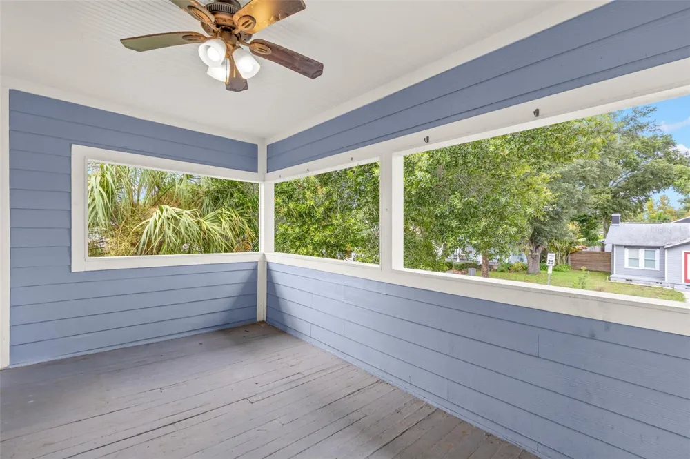 2010 DARTMOUTH AVENUE St Petersburg, FL 33713