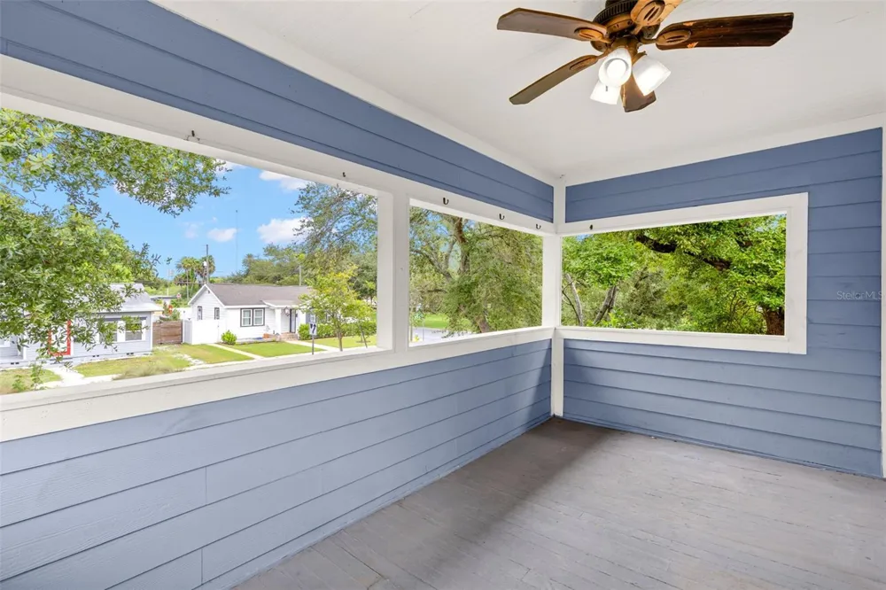 2010 DARTMOUTH AVENUE St Petersburg, FL 33713