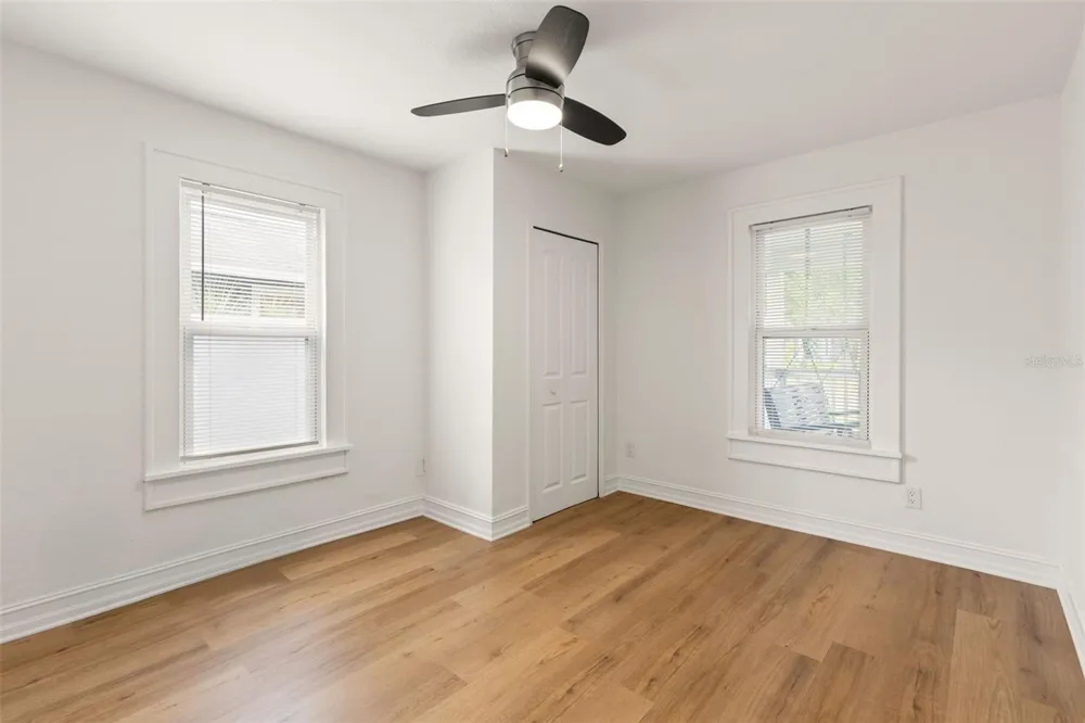 2010 DARTMOUTH AVENUE St Petersburg, FL 33713