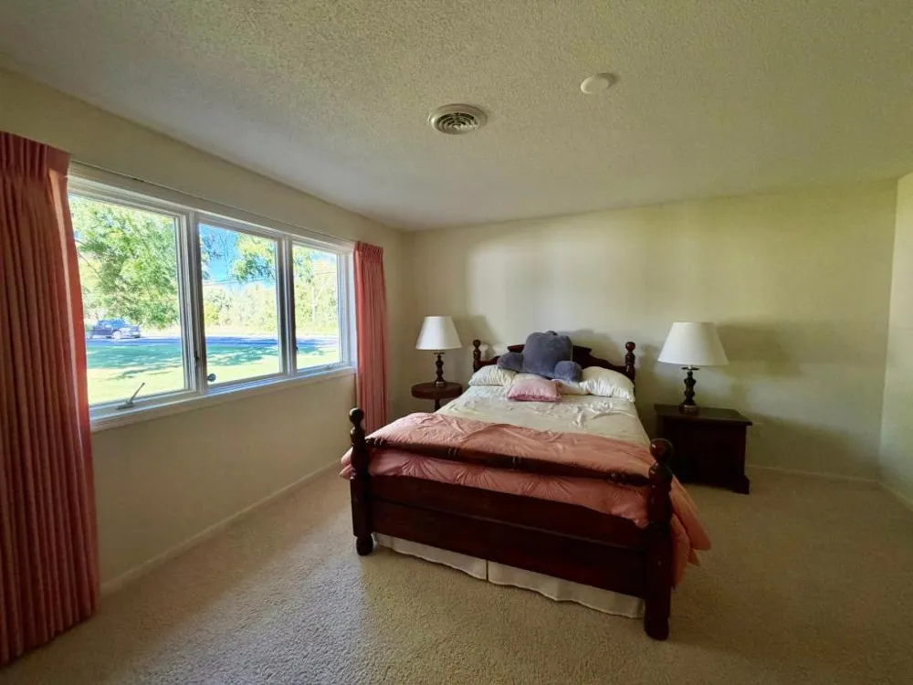 13040 Evergreen Drive Lindstrom, MN 55045