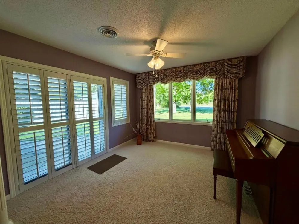 13040 Evergreen Drive Lindstrom, MN 55045