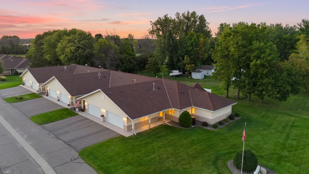 13040 Evergreen Drive Lindstrom, MN 55045