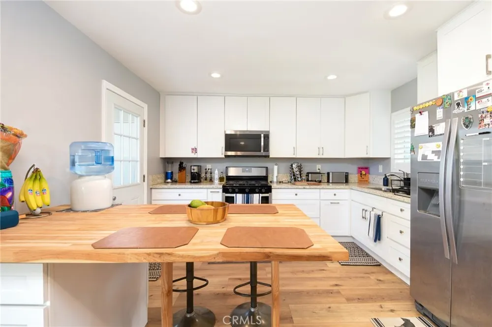 2252 Federal Costa Mesa, CA 92627