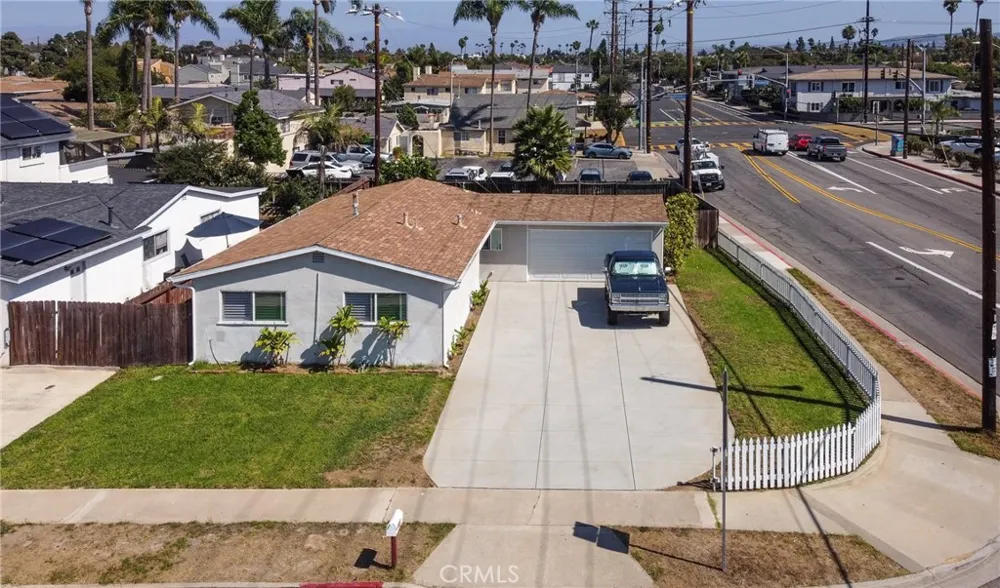 2252 Federal Costa Mesa, CA 92627