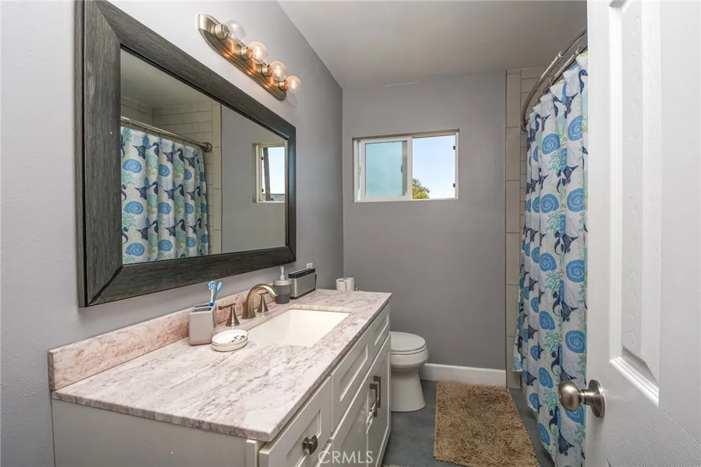 2252 Federal Costa Mesa, CA 92627
