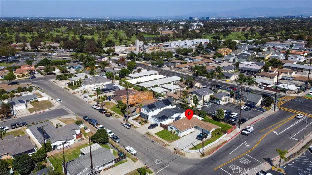 2252 Federal Costa Mesa, CA 92627
