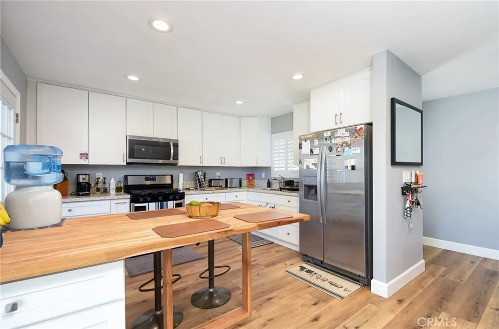2252 Federal Costa Mesa, CA 92627