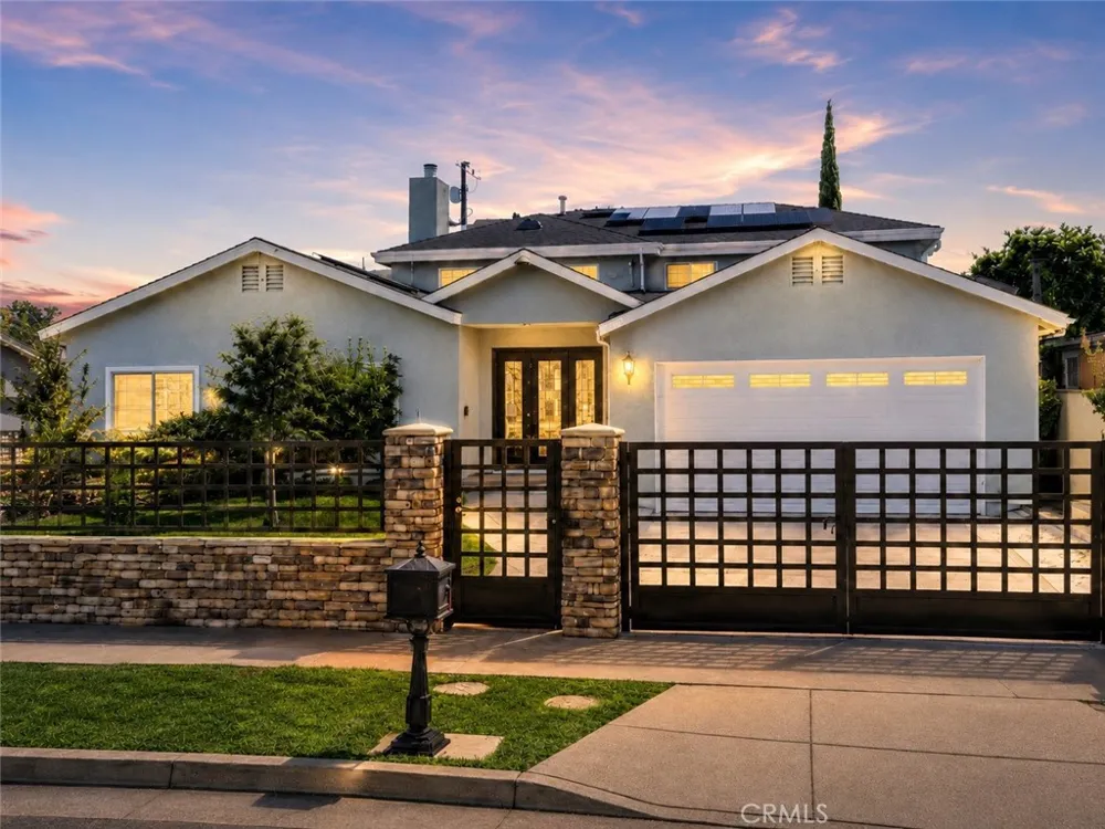 11138 Collett Granada Hills, CA 91344