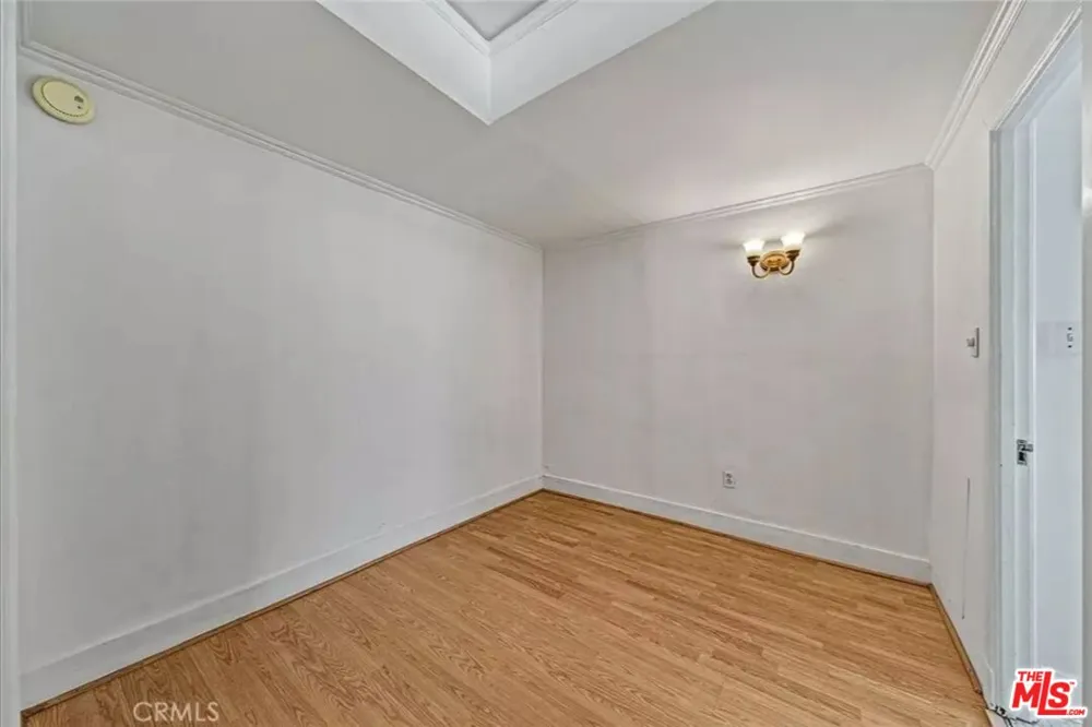 315 W 3rd Street Long Beach, CA 90802
