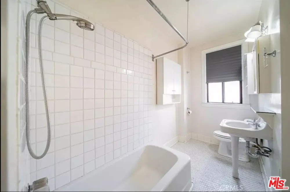 315 W 3rd Street Long Beach, CA 90802