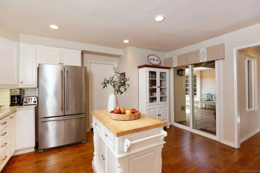 117 Guanajuato Ct Solana Beach, CA 92075