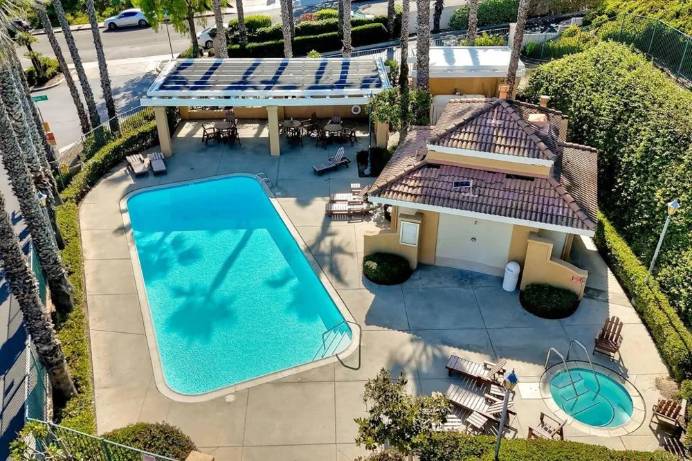 32033 Arlington Circle Bonsall, CA 92003