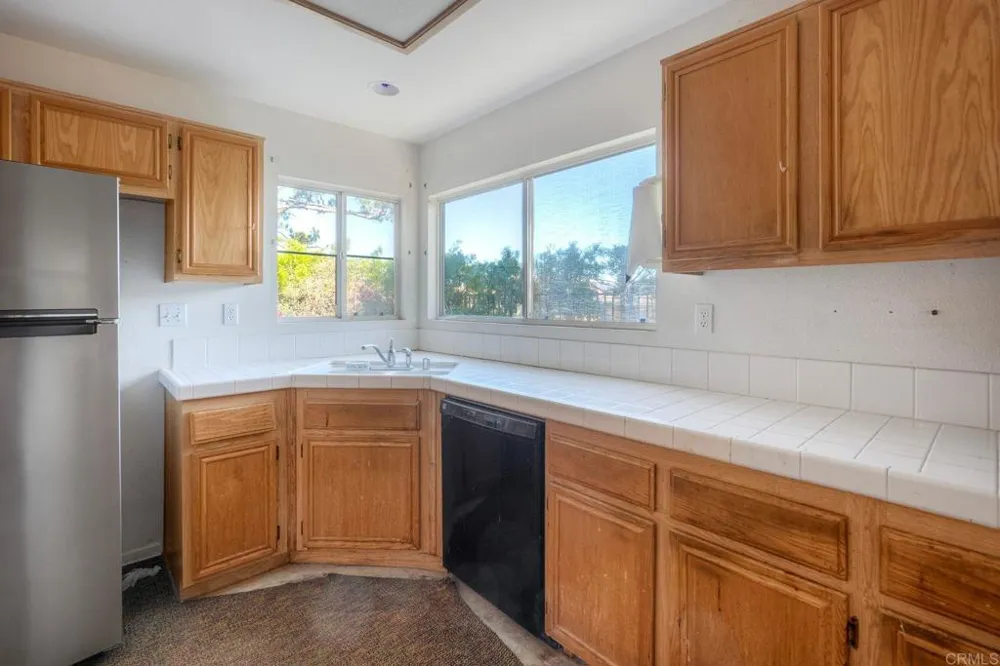 32033 Arlington Circle Bonsall, CA 92003