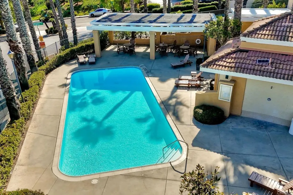 32033 Arlington Circle Bonsall, CA 92003