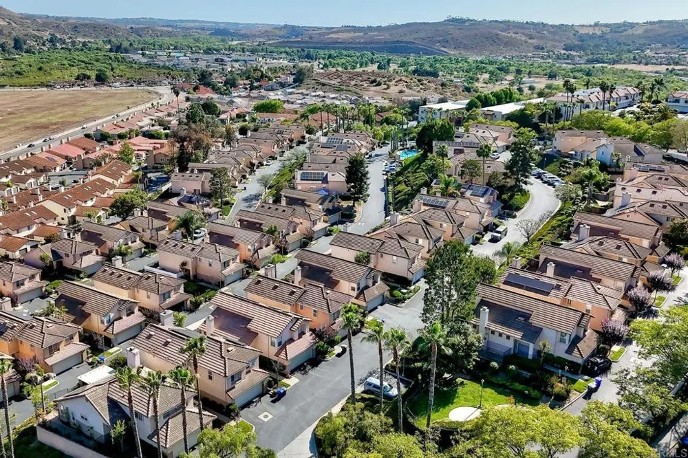 32033 Arlington Circle Bonsall, CA 92003