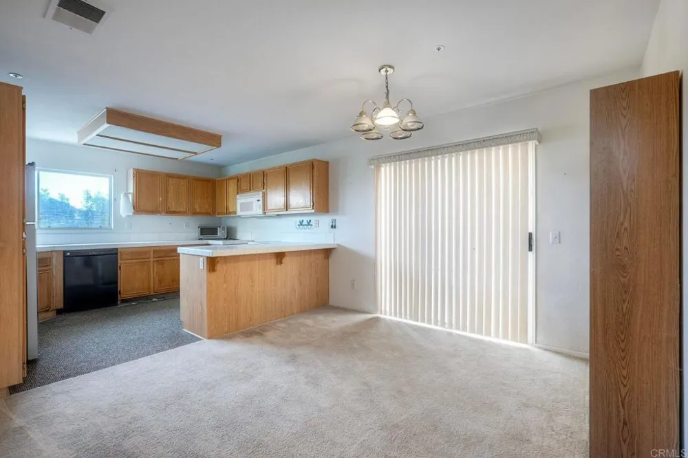 32033 Arlington Circle Bonsall, CA 92003