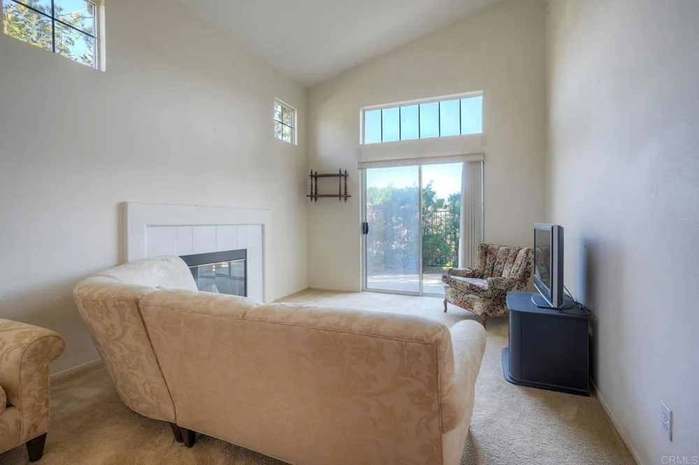 32033 Arlington Circle Bonsall, CA 92003