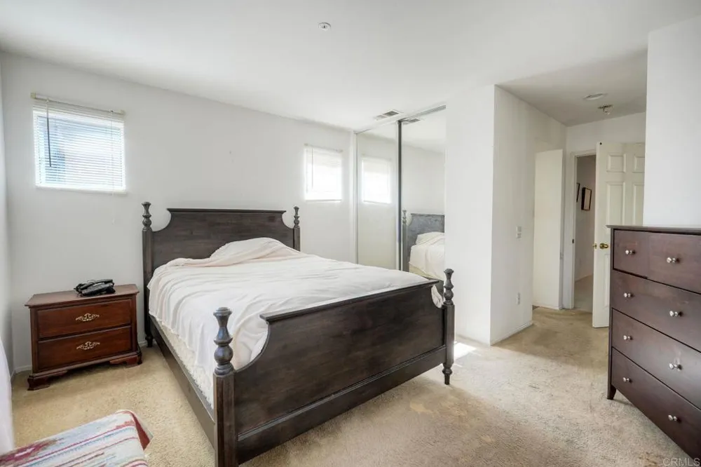 32033 Arlington Circle Bonsall, CA 92003
