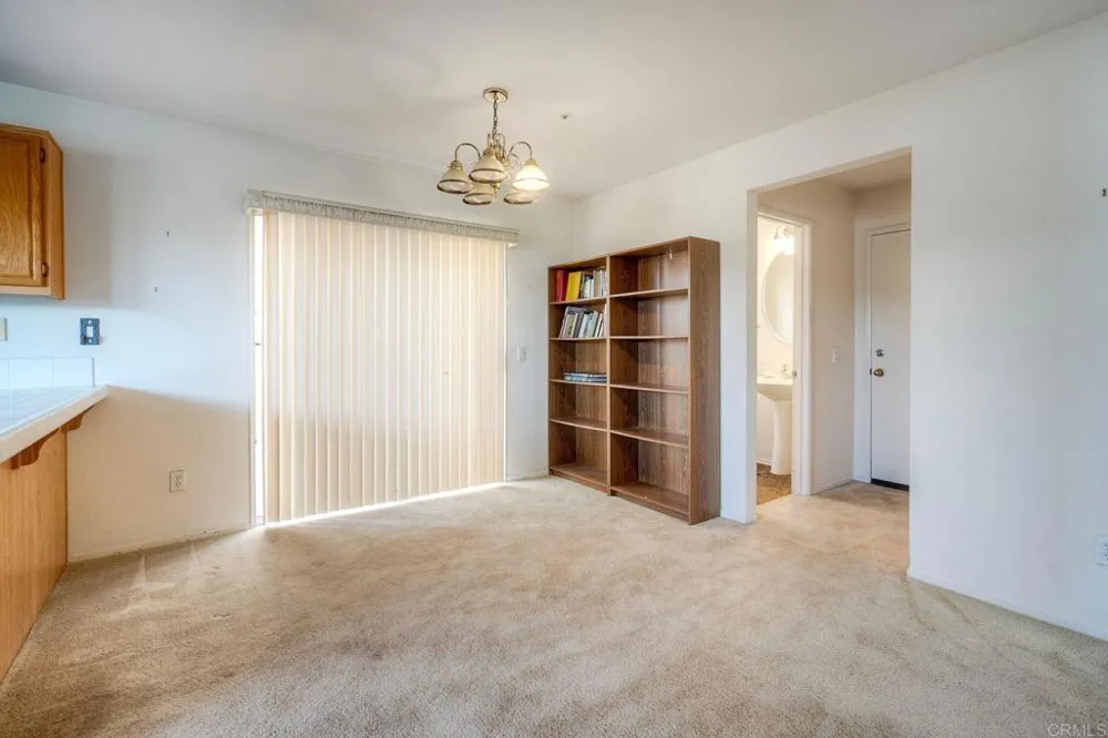 32033 Arlington Circle Bonsall, CA 92003