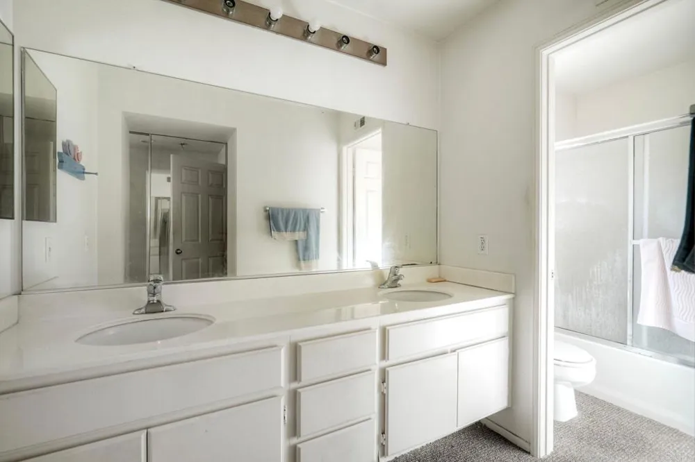 32033 Arlington Circle Bonsall, CA 92003