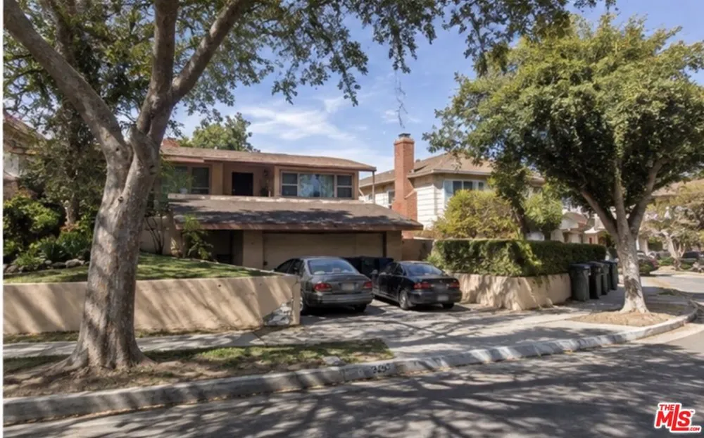 3435 W 84th Place Inglewood, CA 90305