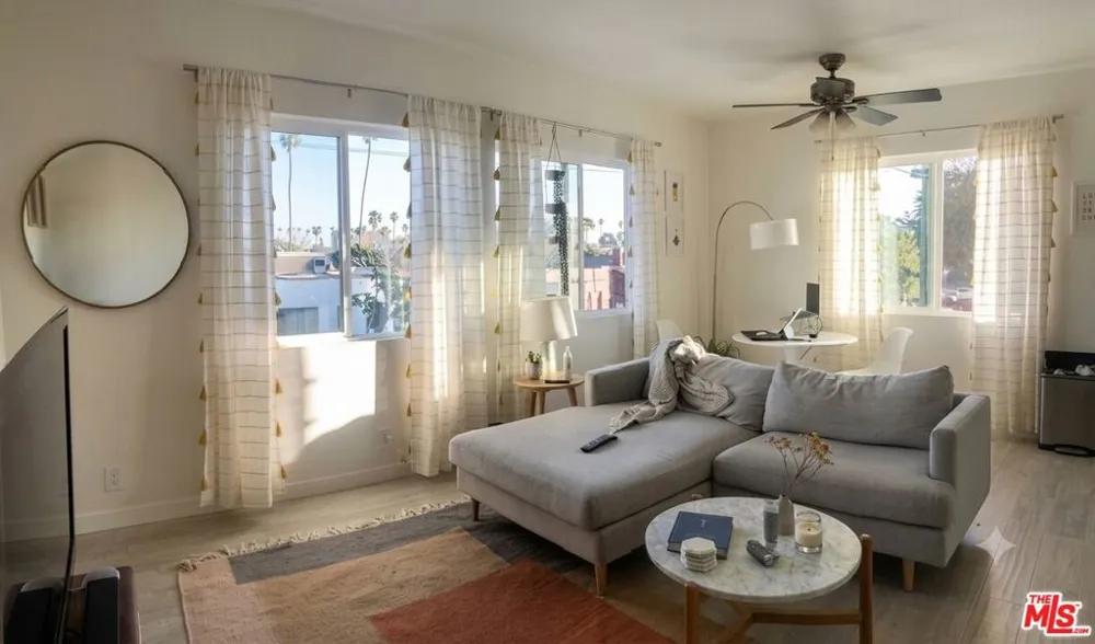 2106 Pisani Place #3 Los Angeles, CA 90291