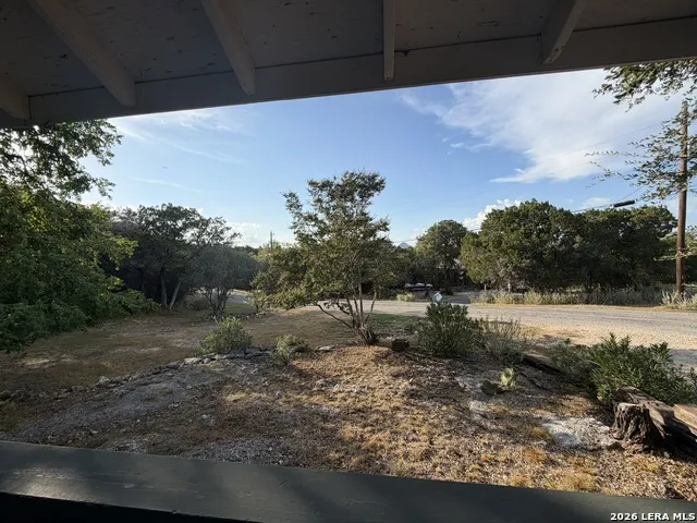 310 RIVIERA DR Canyon Lake, TX 78133