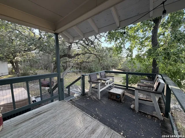 310 RIVIERA DR Canyon Lake, TX 78133