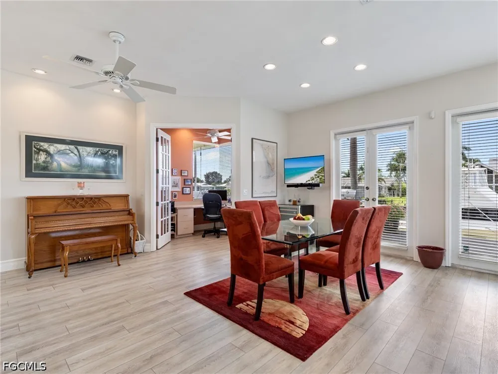 Cypress Lake Circle Fort Myers, FL 33919